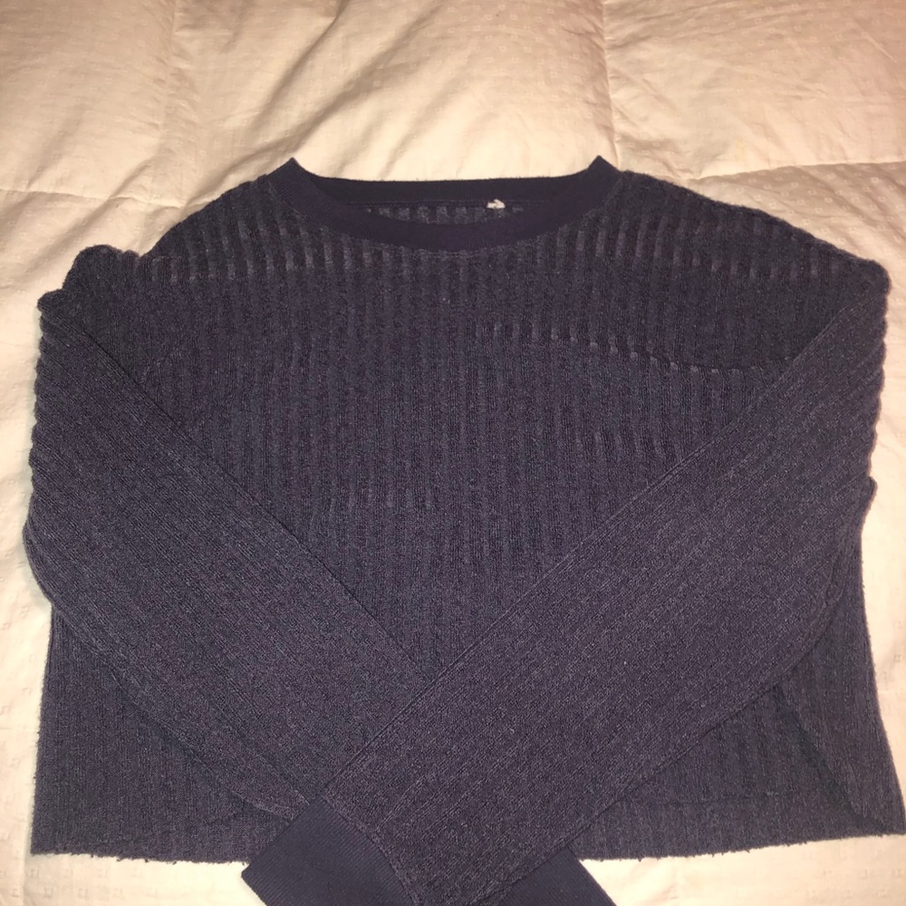 Cropped long sleeve